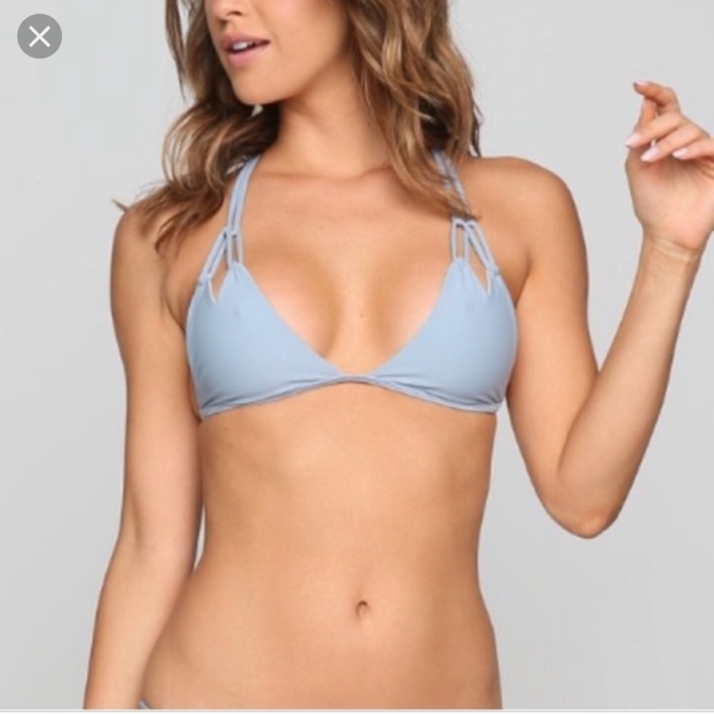 Acacia bikini top